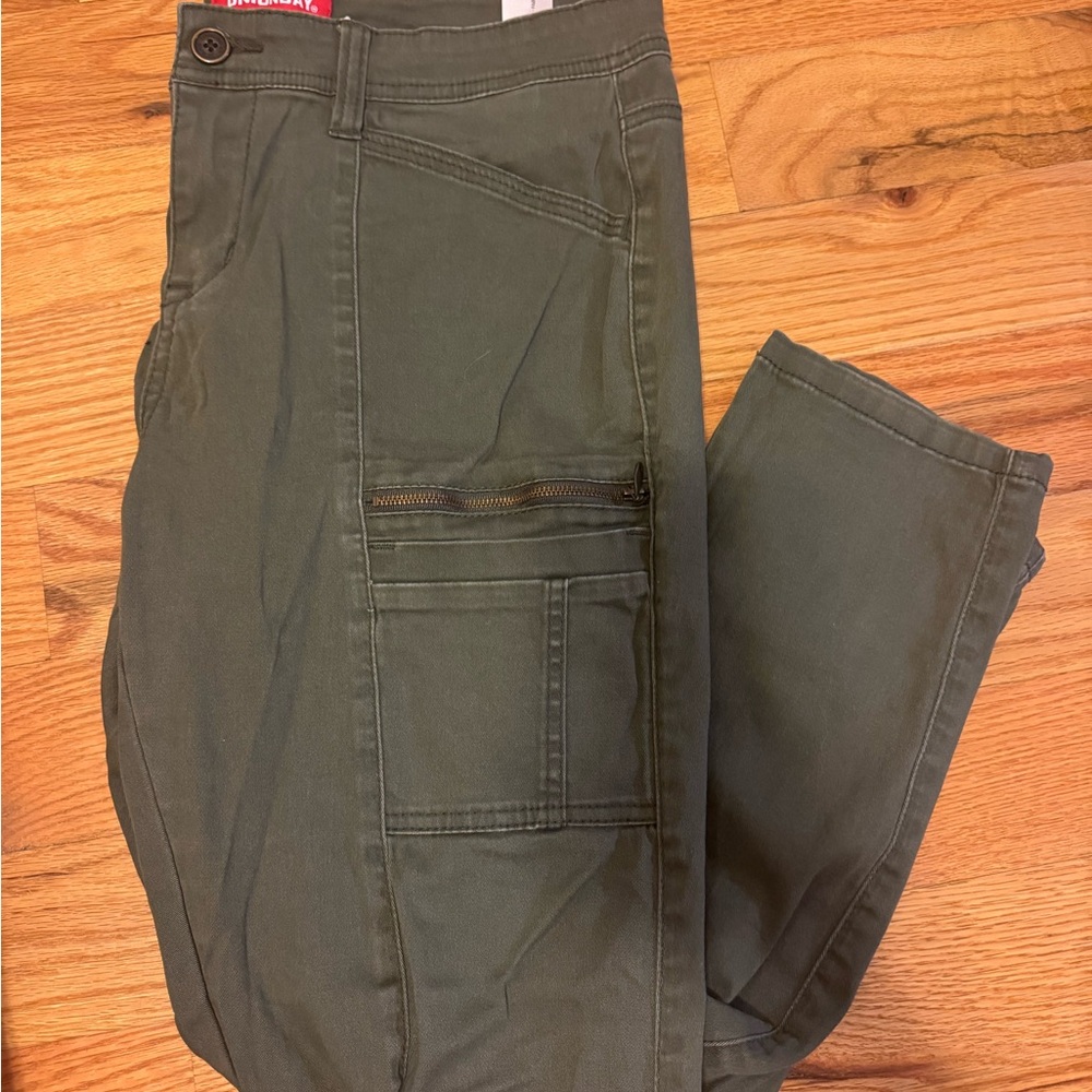 UNIONBAY Green Cargo Pants Utility Style